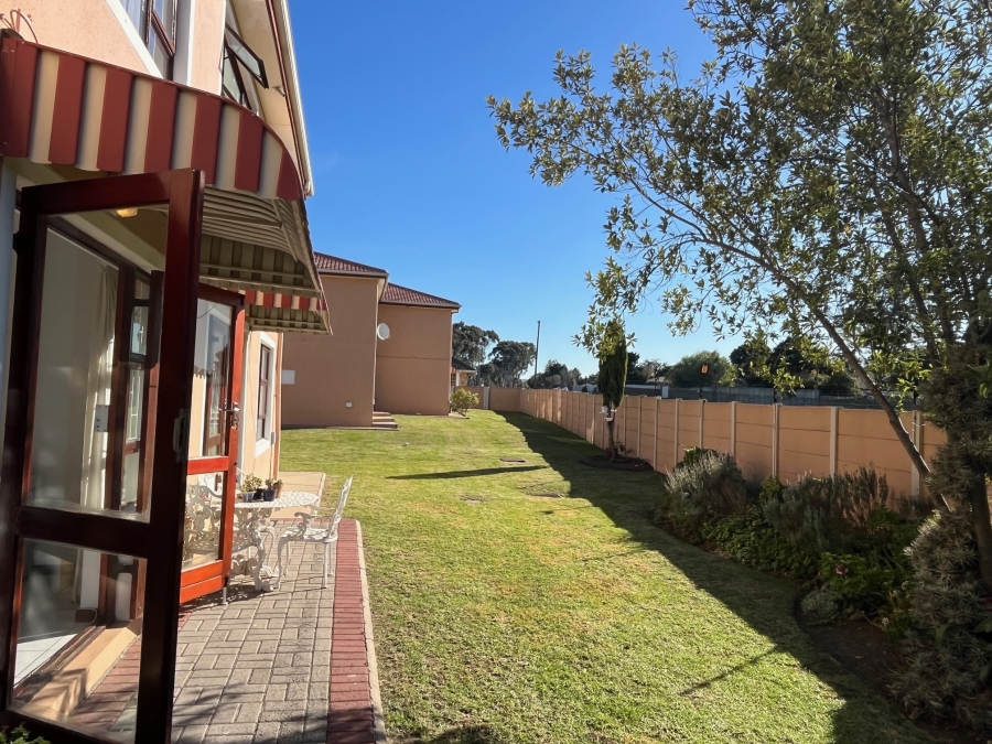 2 Bedroom Property for Sale in Durbanville Western Cape